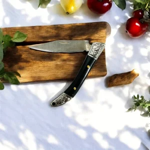 Small Curved Knife